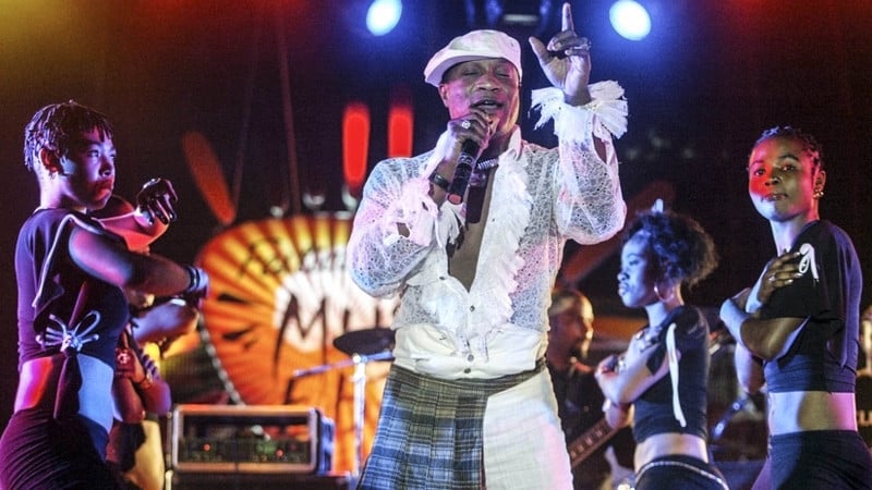 DOWNLOAD MP3 Koffi Olomide - Papa Ngwasuma