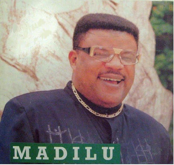 AUDIO Madilu System - Sansa Ya Papier MP3 DOWNLOAD