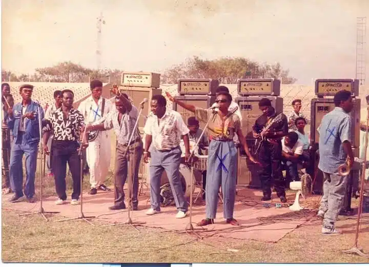 AUDIO Orchestre Maquis Original - Wakati Nilikuwa Mdogo MP3 DOWNLOAD